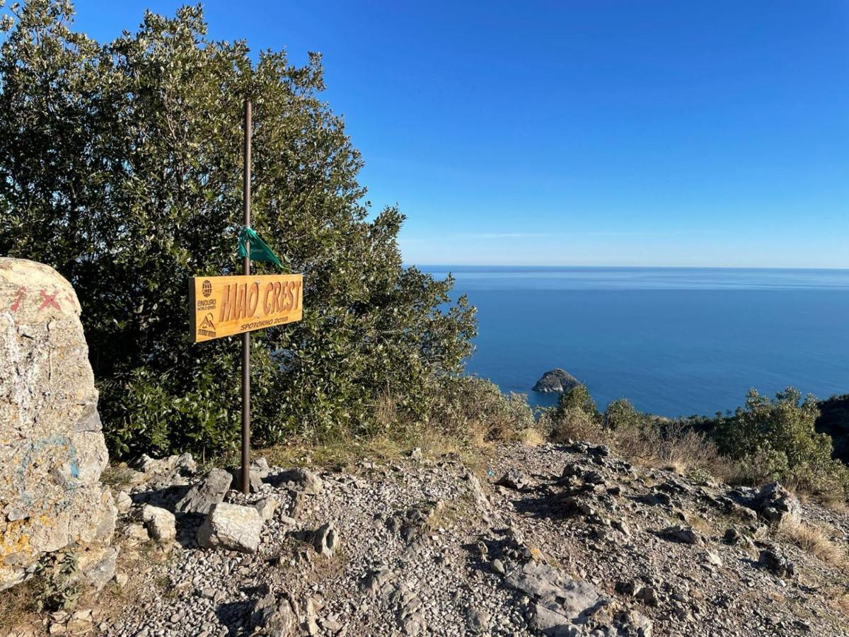 Una Finestra Sul Mare Home 2 Bergeggi Εξωτερικό φωτογραφία