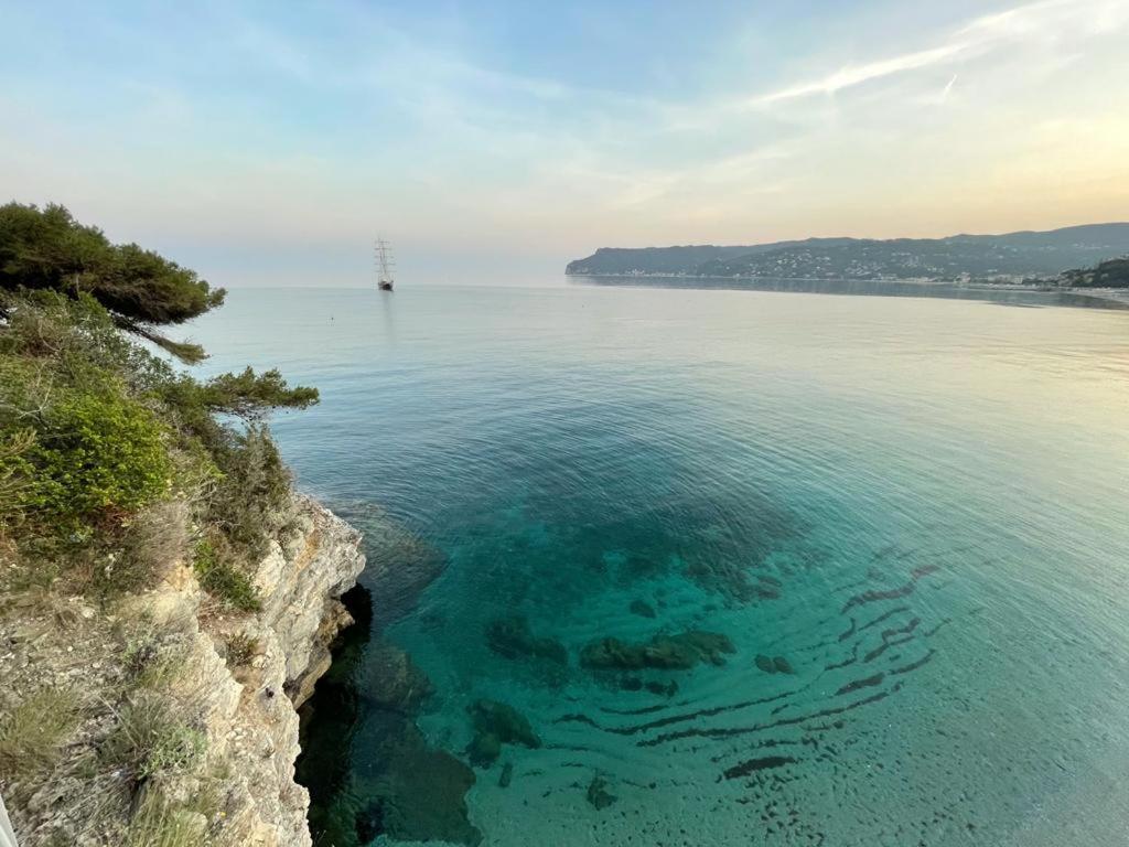 Una Finestra Sul Mare Home 2 Bergeggi Εξωτερικό φωτογραφία